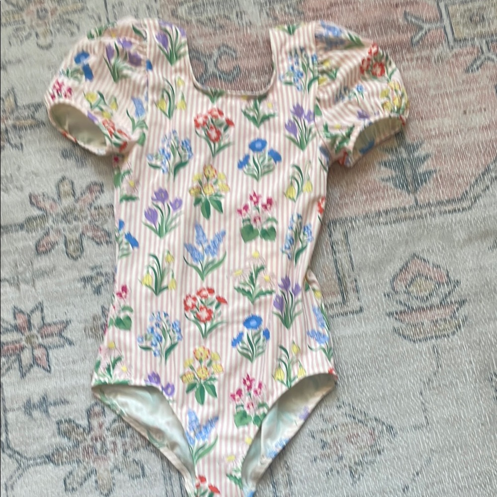 NWT Mini Boden pink striped bathing suit with flowers. Size 7-8